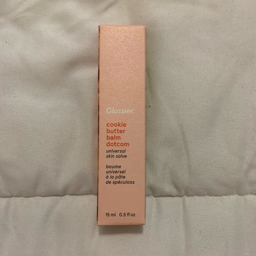 Glossier Balm Dotcom!